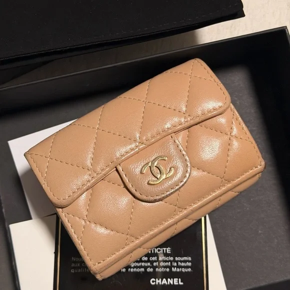 CHANEL 2022 Quilted Trifold Wallet in Beige with Gold CC - Picture 2 of 6